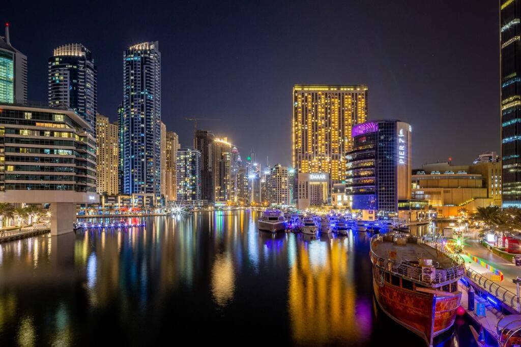 Frank Porter - Marina Quays Dubái Exterior foto